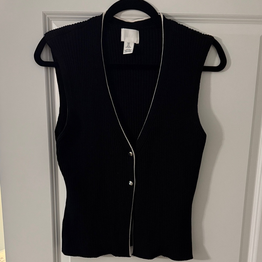 H&M Black Sleeveless Top with White Trim
